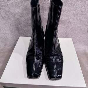 Kate Spade New York patent leather boots SIZE 9B